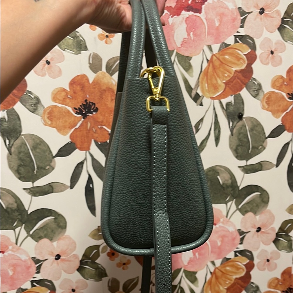 Neutral Structured Leather Tote With Adjustable S… - image 4